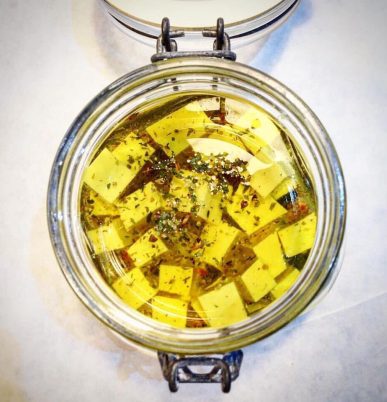 ricotta di mandorle sott'olio
